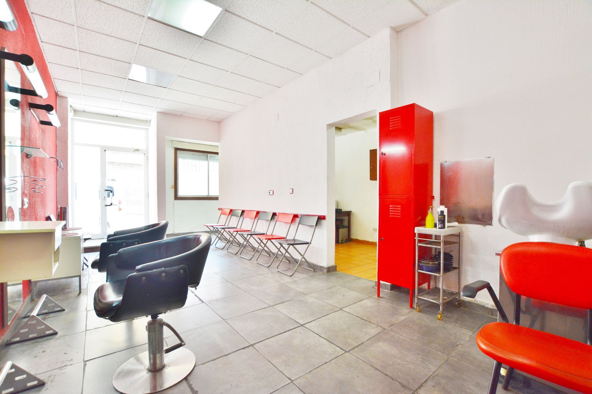 Flat for sale in Santa Coloma de Gramenet  with Air Conditioner