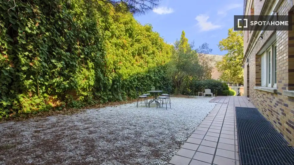 Room in Conde Orgaz - Piovera