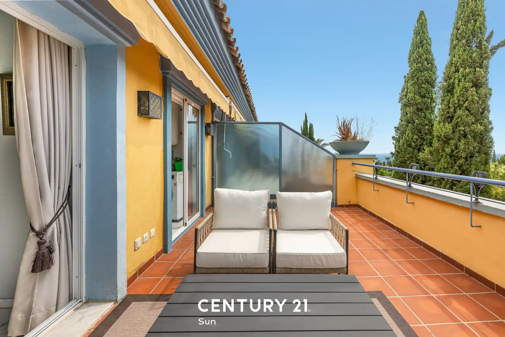 Terrace of Attic for sale in Marbella  with Air Conditioner, Heating and Terrace