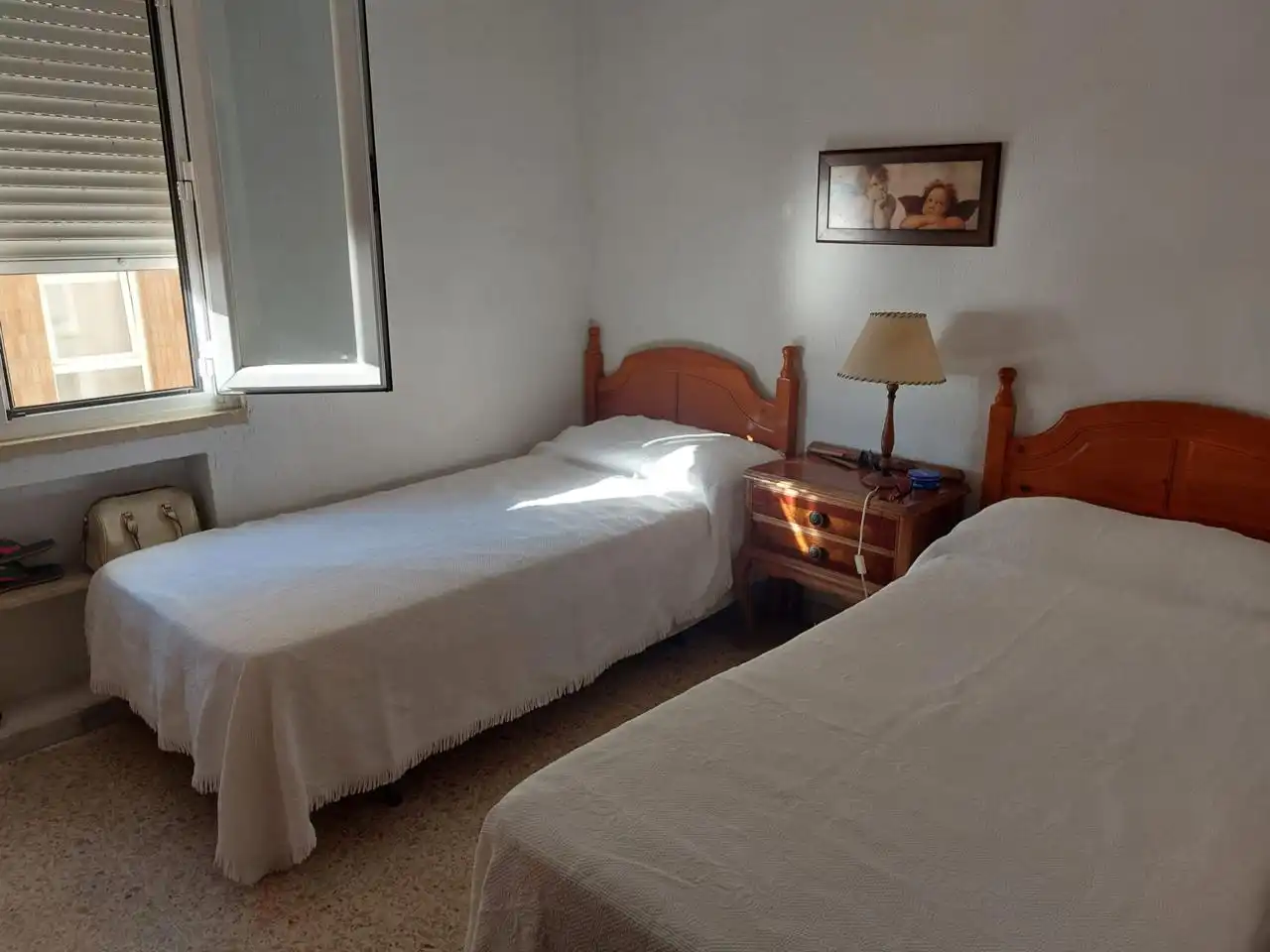 Habitación de Piso de alquiler en Cádiz con Balcón