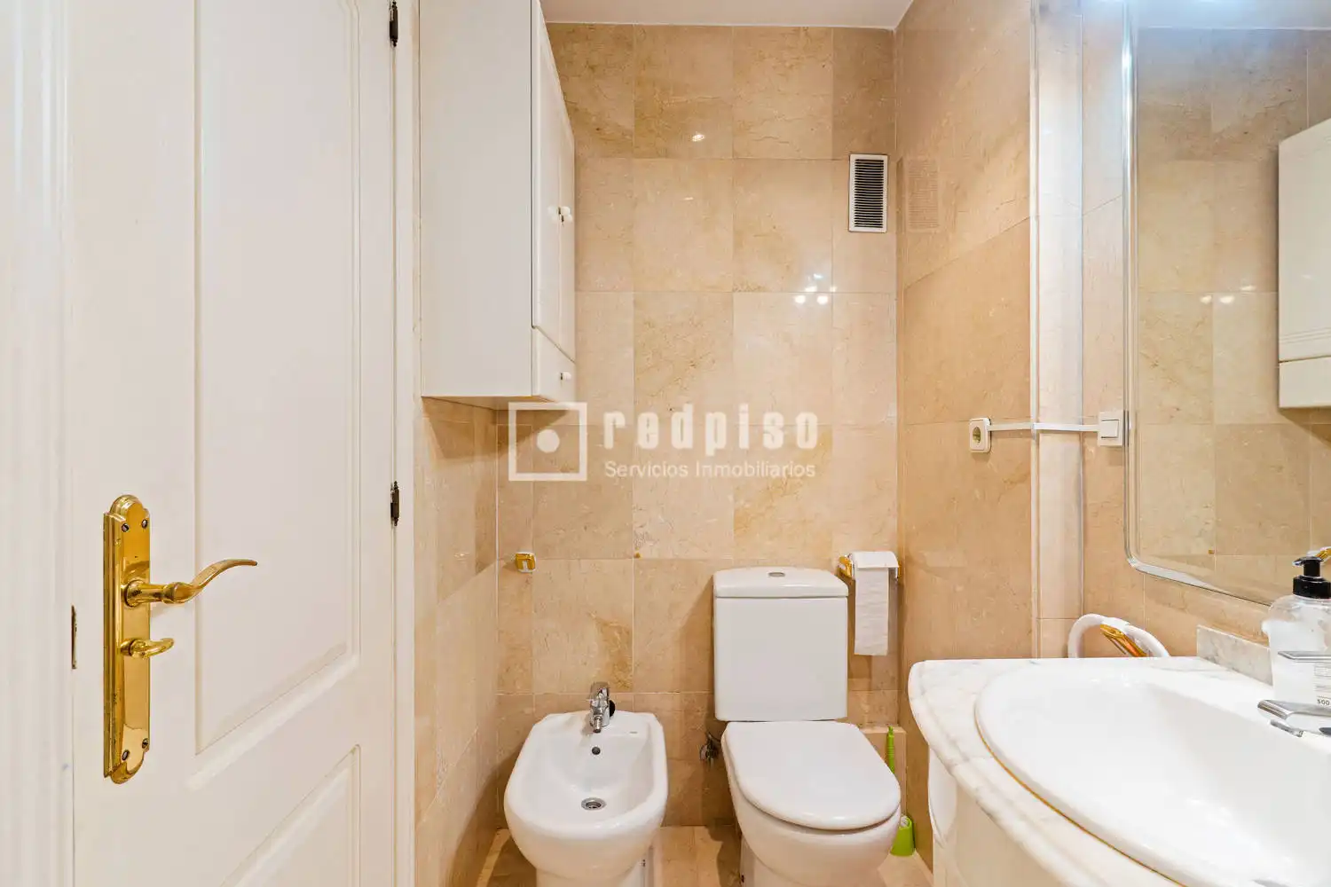 Baño de Piso en venta en Madrid con Calefacción