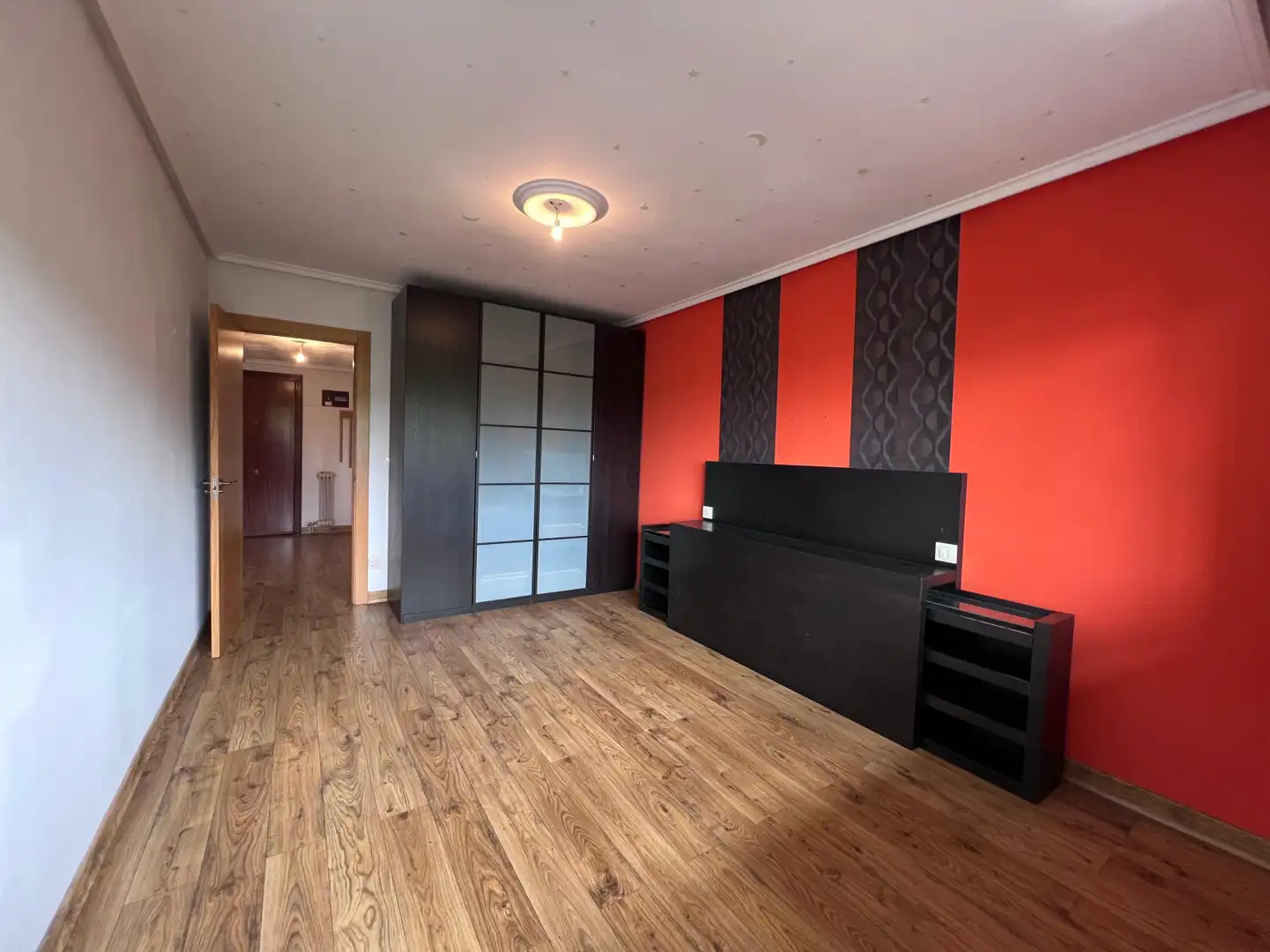 Flat for sale in Avilés - Calle del Carmen, Villalegre - La Luz