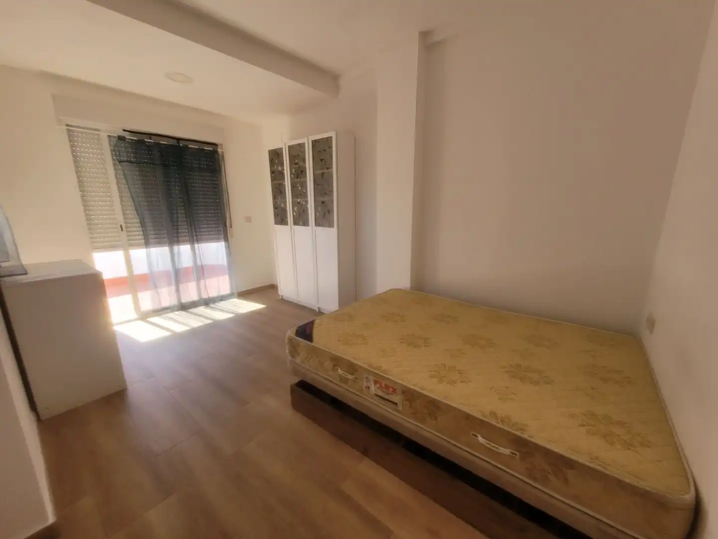 Habitación de Piso en venta en Buñol, Valencia