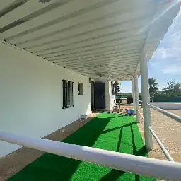 Terrassa de Finca rústica de lloguer en Carmona amb Jardí privat