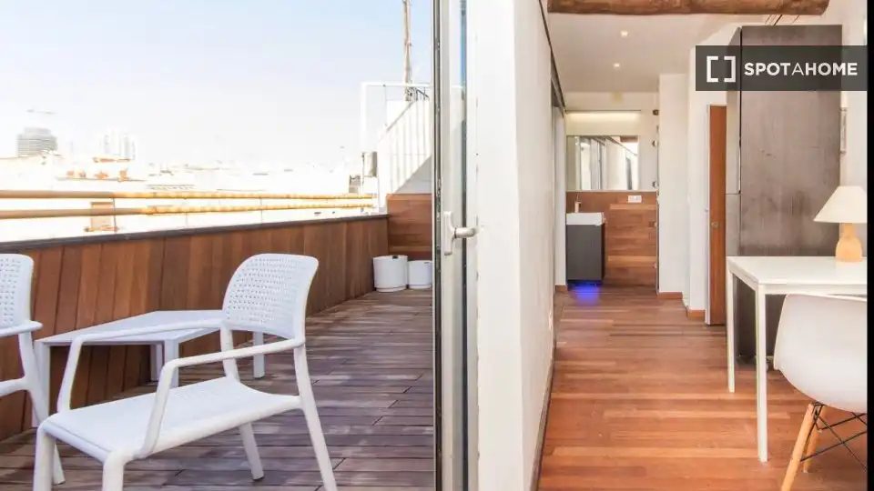 Flat for rent in Sant Pere, Sta. Caterina i la Ribera