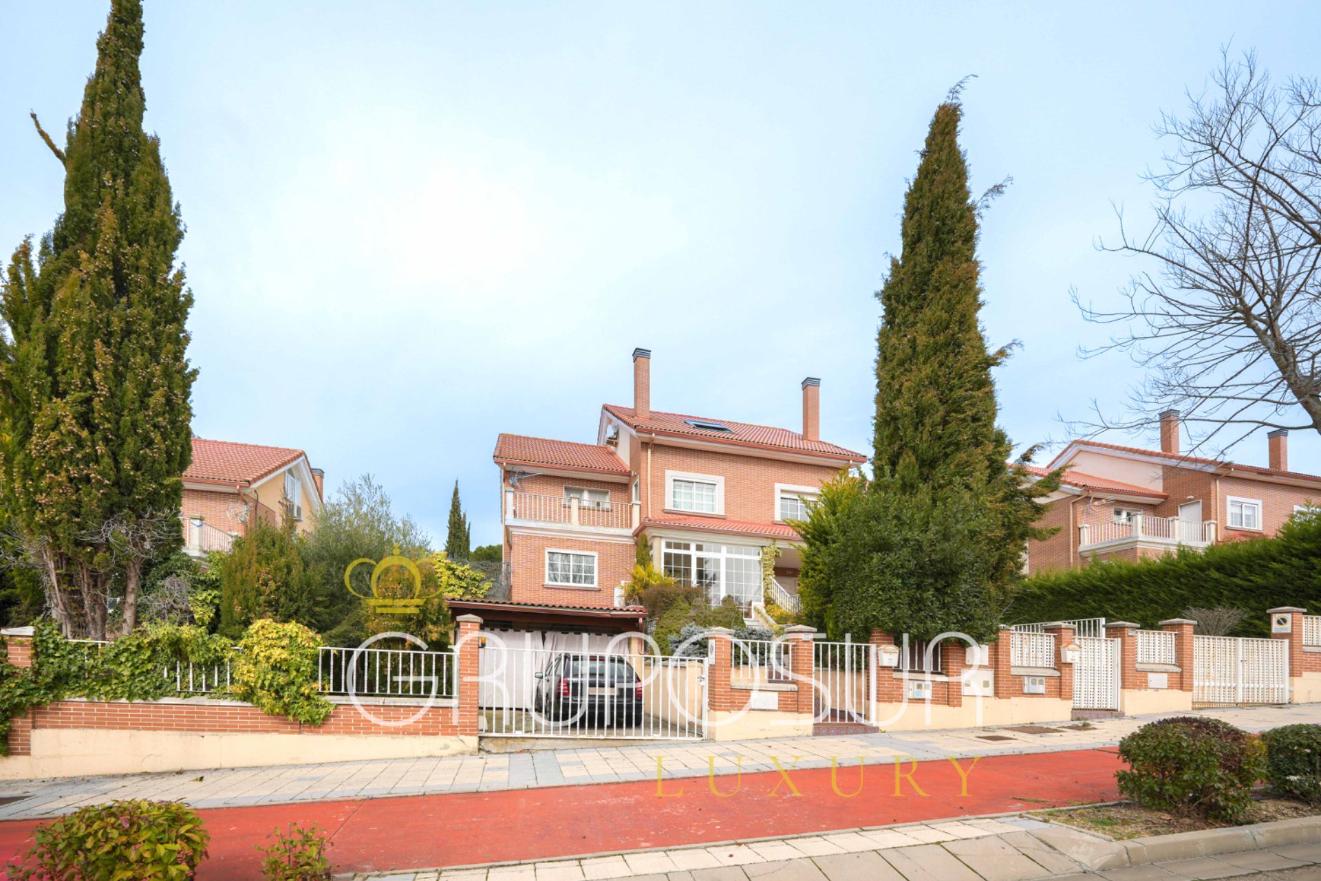Vista exterior de Casa adosada en venta en Arroyo de la Encomienda con Calefacción, Jardín privado y Parquet