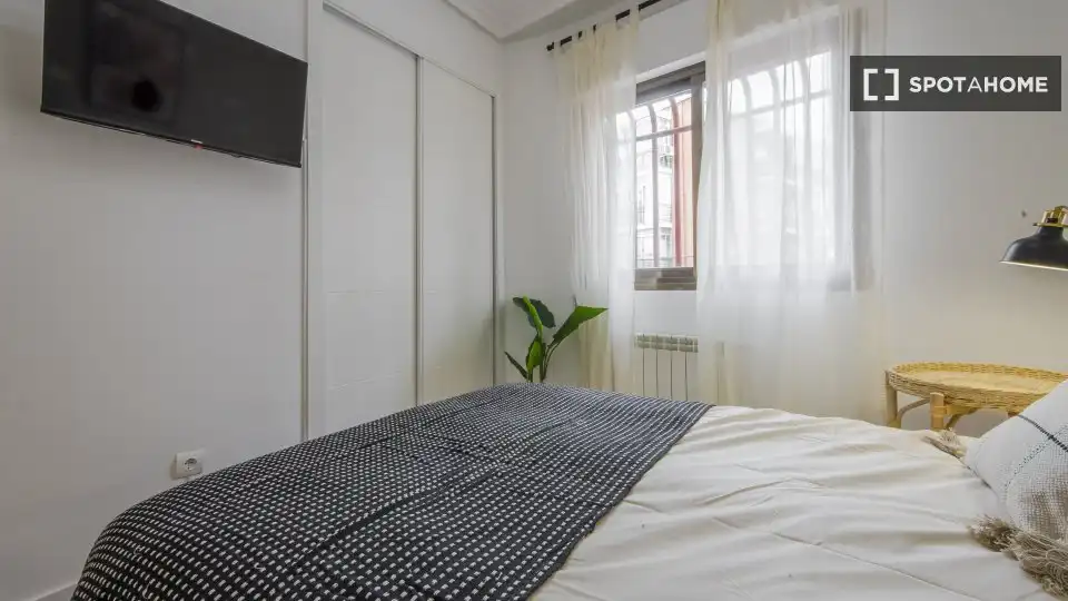 Room in Lucero