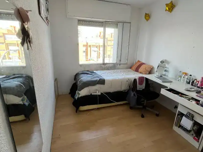 Habitación de Piso en venta en  Madrid Capital