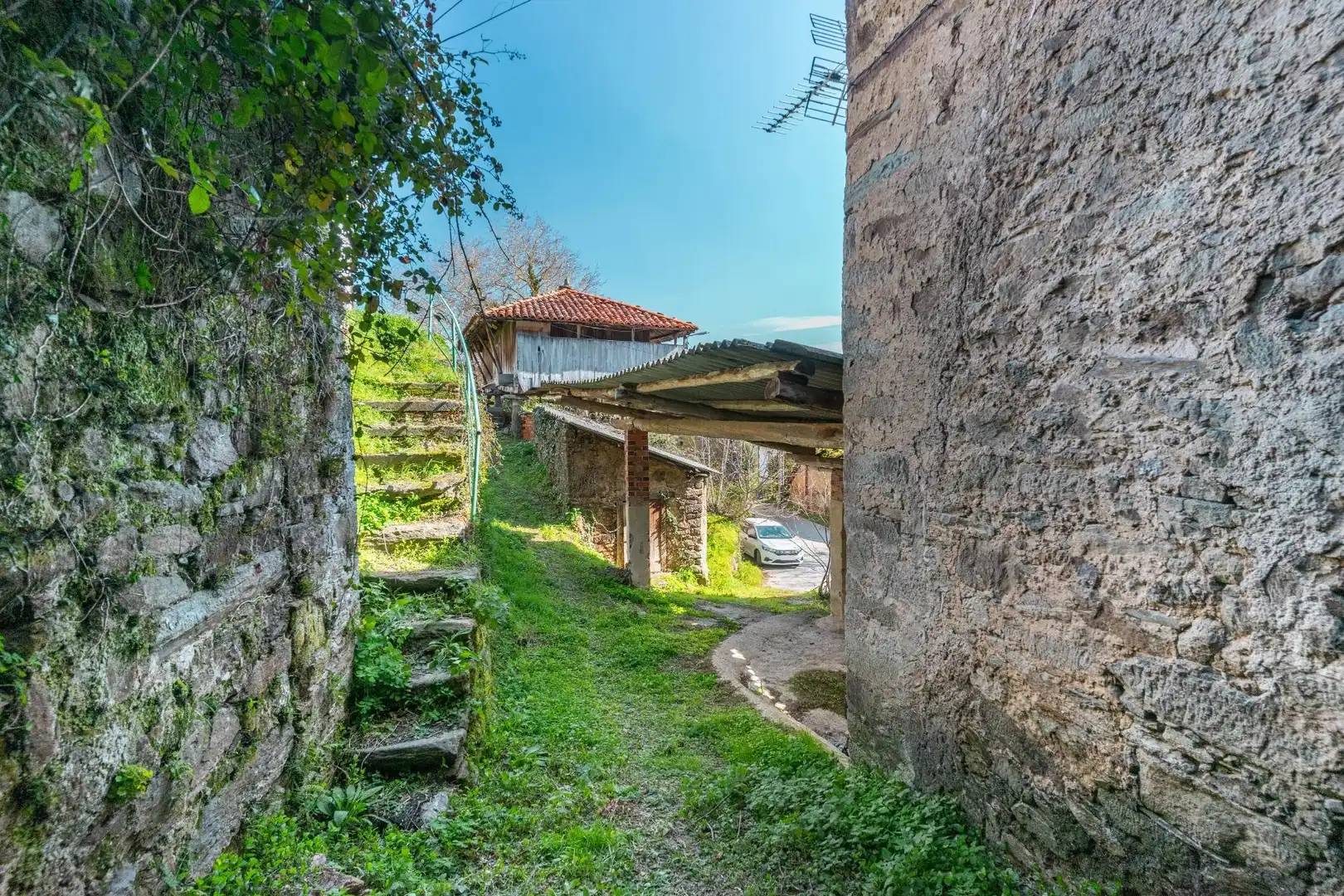 Exterior view of Country homes for sale in Allande  with Private garden