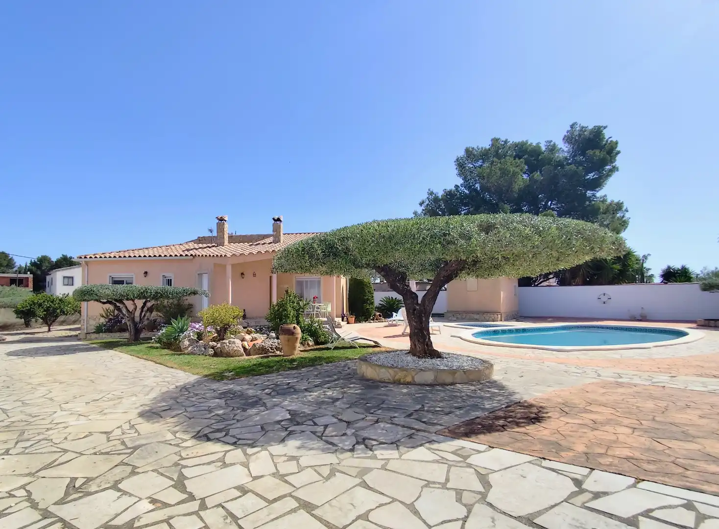 Villa avec piscine à vendre à Les Tres Cales, imagen 2