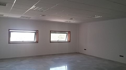 Photo 5 of Premises for sale in C/ Acueducto, La Motilla - Fuente del Rey, Dos Hermanas