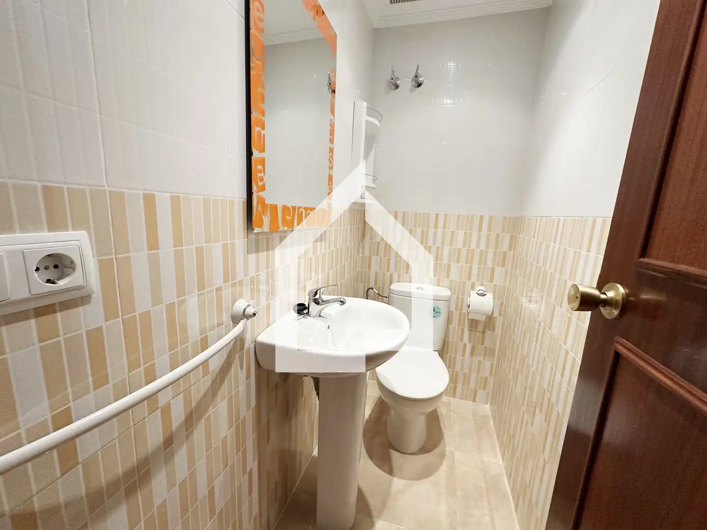 Baño de Piso en venta en San Vicente del Raspeig / Sant Vicent del Raspeig con Aire acondicionado