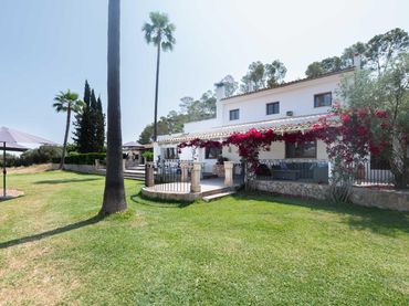 Casa rústica con balcón en venta en Llubí
