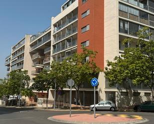 Exterior view of Garage to rent in Paterna