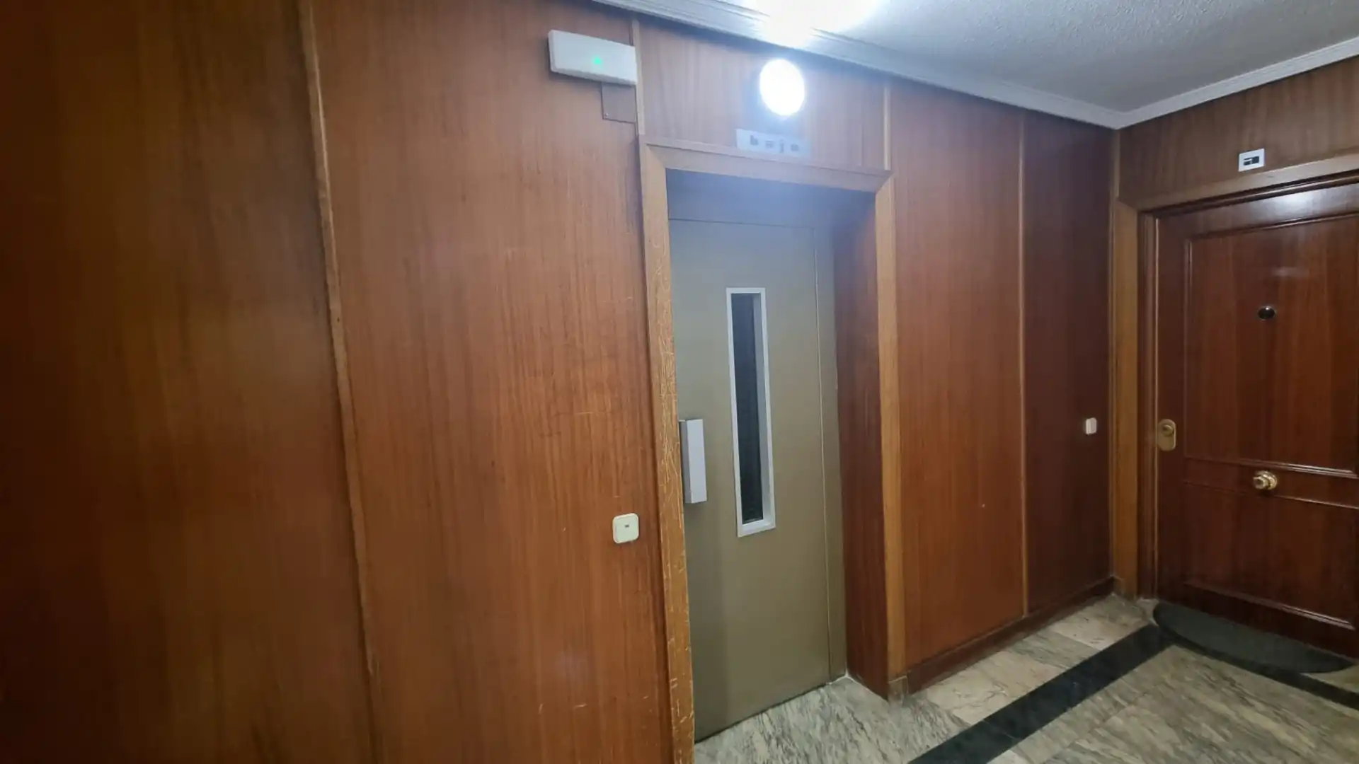 Wohnung zum Verkauf in Collado Villalba mit Klimaanlage, Heizung und Terrasse
