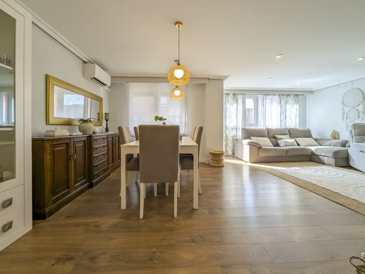 Esszimmer von Wohnung zum Verkauf in Xirivella mit Heizung und Balkon