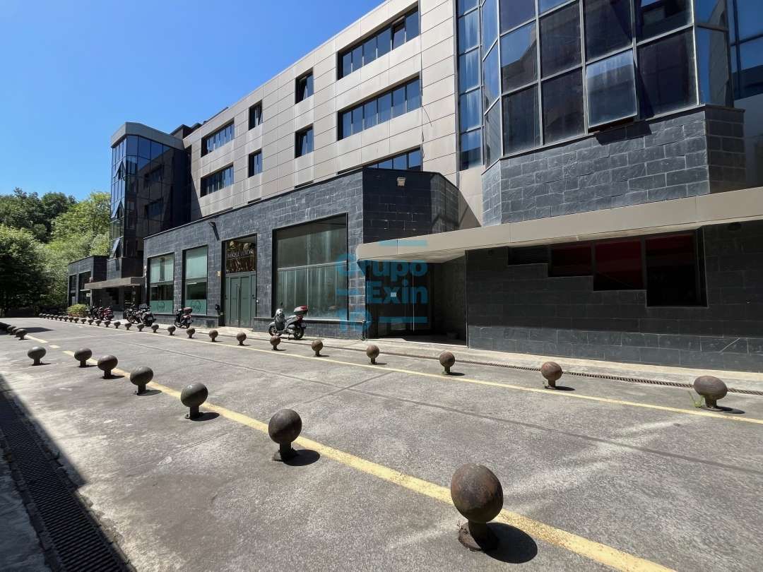 Exterior view of Office for sale in Donostia - San Sebastián 