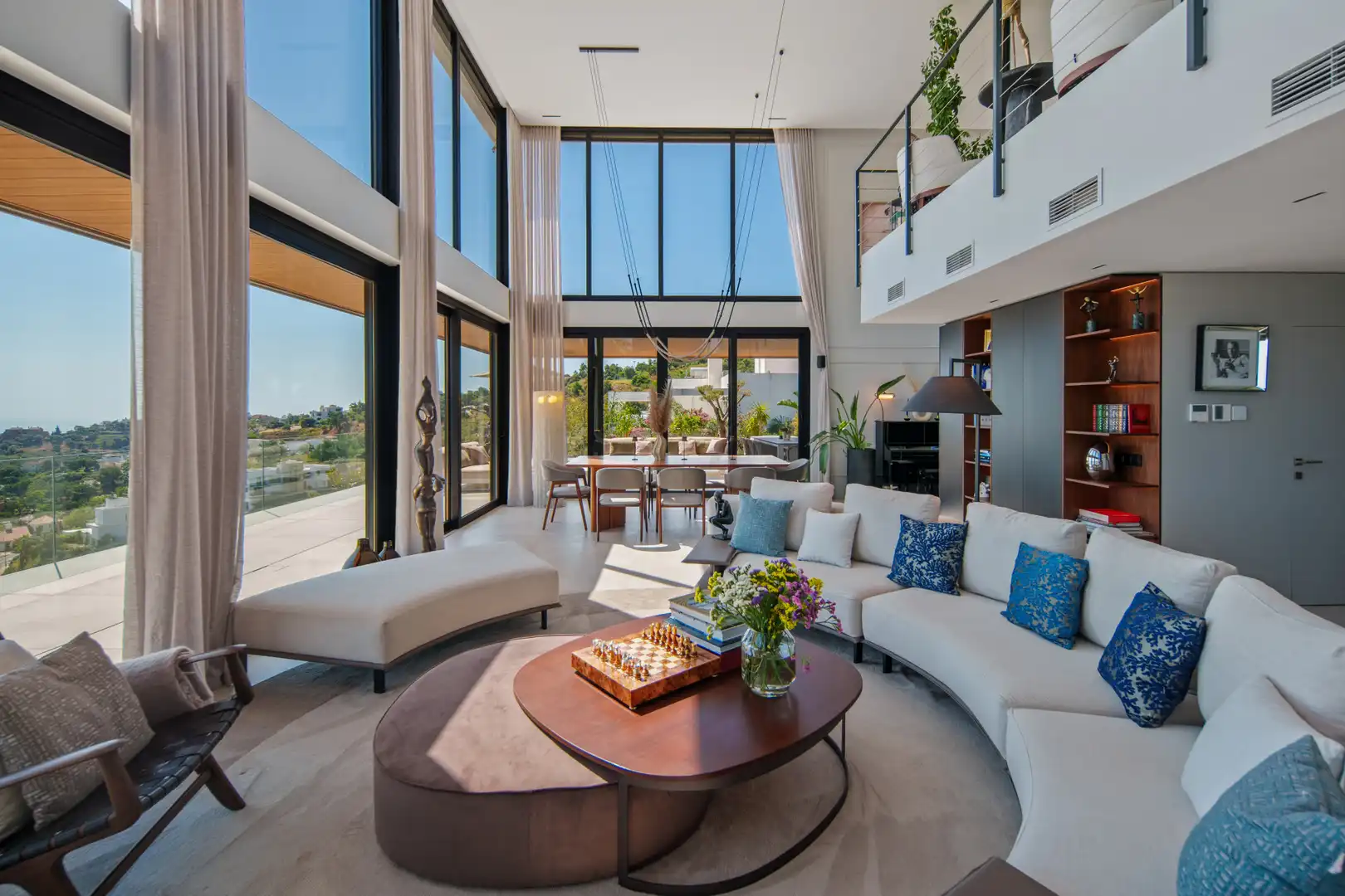 Living room of Houses for sale in Marbella  with Air Conditioner, Private garden and Terrace
