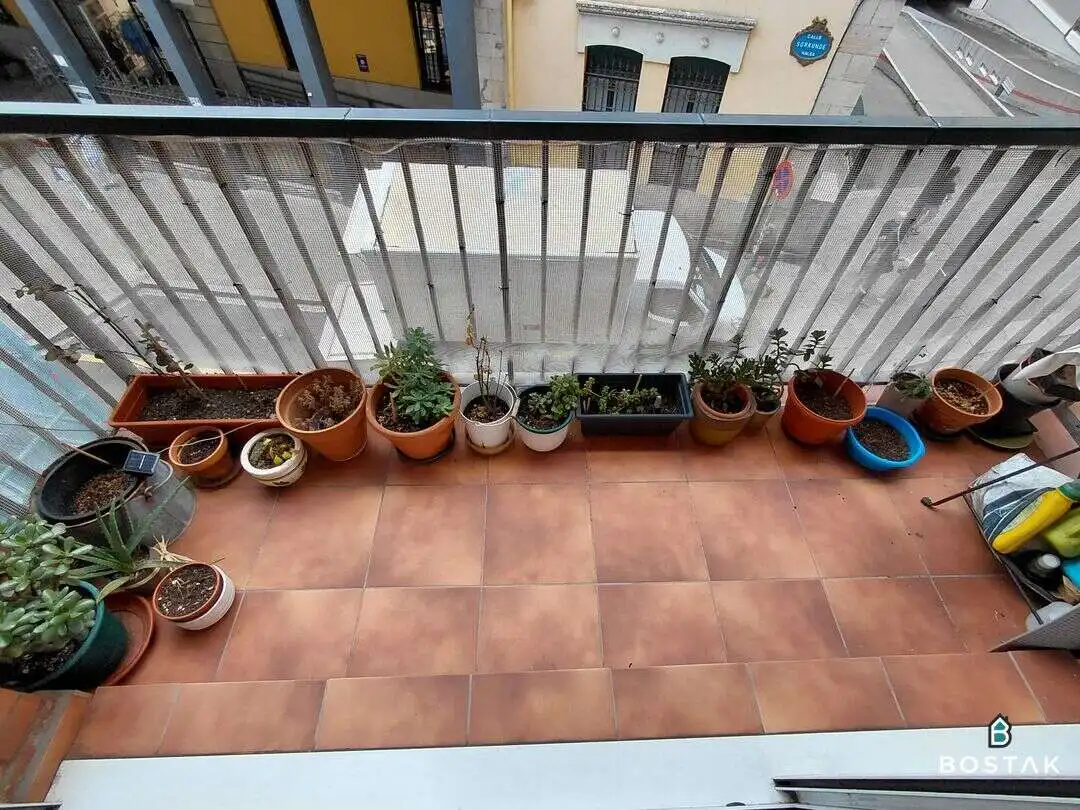 Terrassa de Pis en venda en Bilbao  amb Calefacció, Terrassa i Balcó
