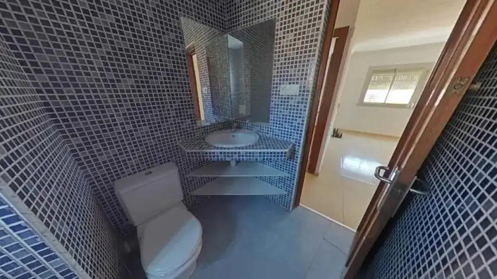 Bathroom of Flat for sale in Castelldefels