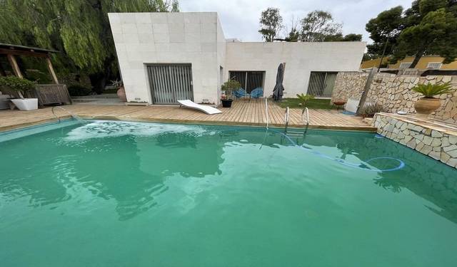 Casa-chalet en Venta en Avenida de la Costa Blanca en Cabo de las Huertas