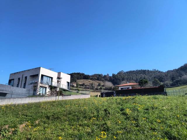 Terreno residencial en Venta en Calle de Carlos Ciaño Canto, 109A en Villaviciosa - Amandi