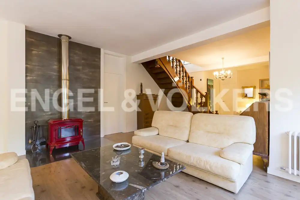 Sala d'estar de Casa o xalet en venda en Collado Villalba amb Aire condicionat, Calefacció i Jardí privat