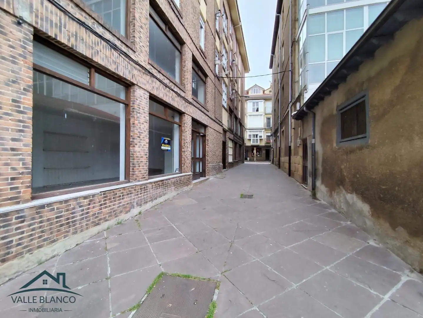 Business premises to rent in Reinosa, imagen 2