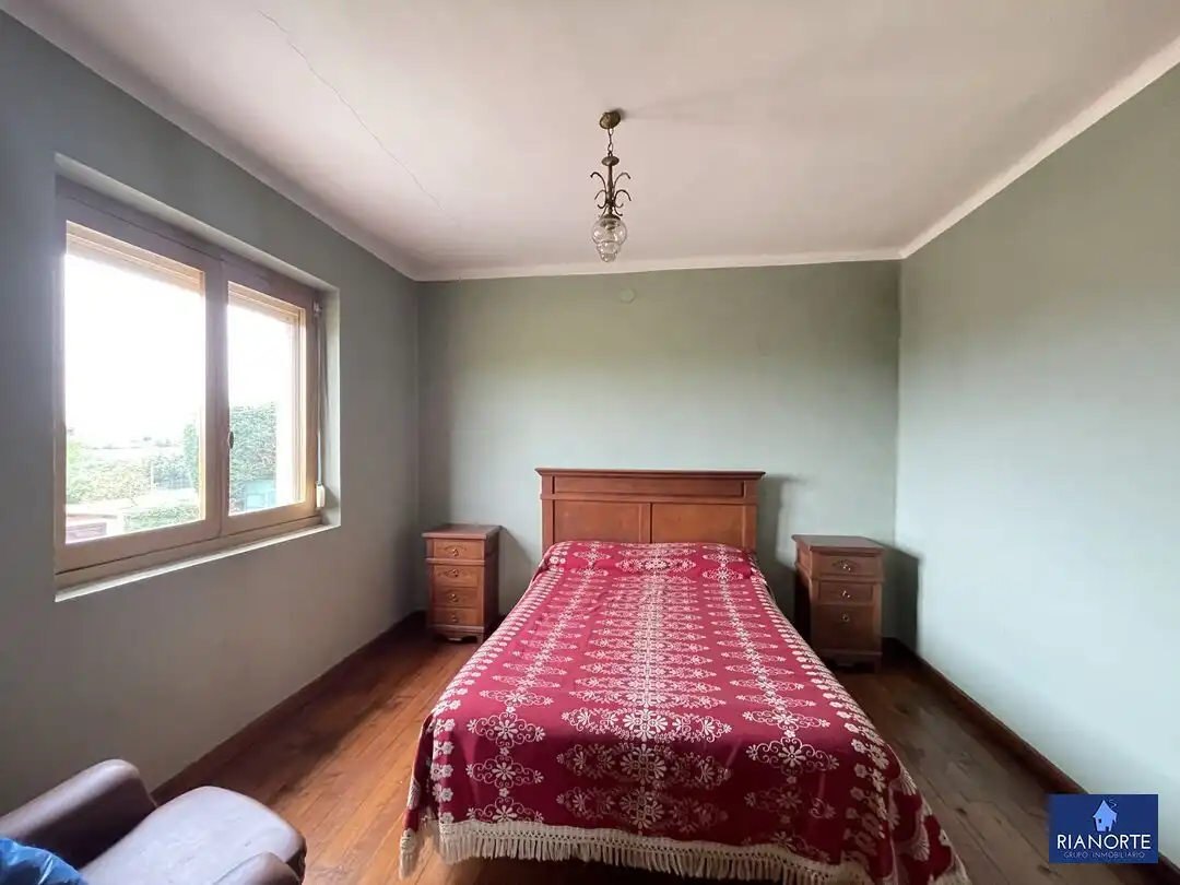 Dormitori de Casa o xalet en venda en Gozón amb Calefacció, Jardí privat i Traster