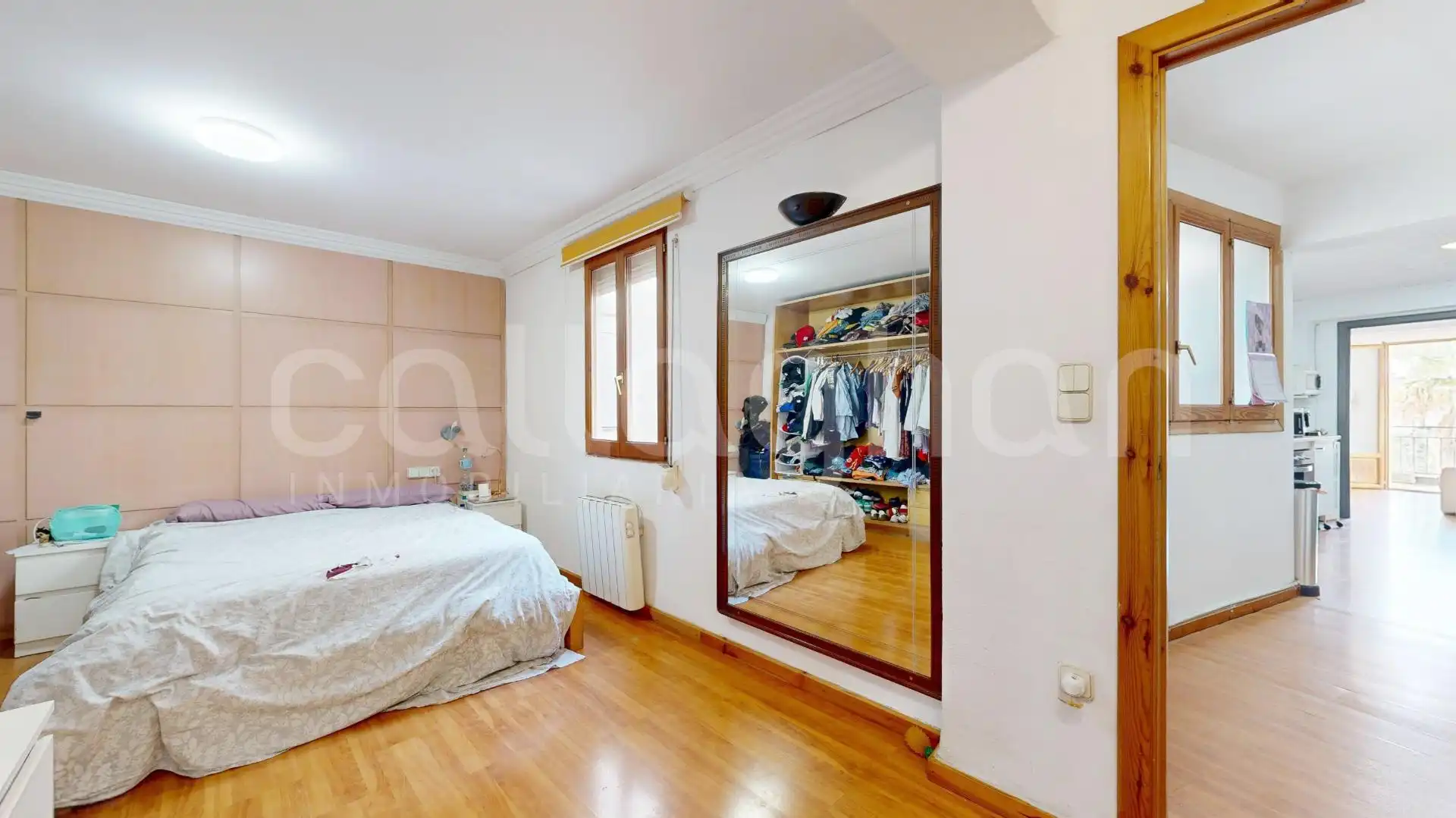 Schlafzimmer von Wohnung zum Verkauf in Rocafort mit Balkon