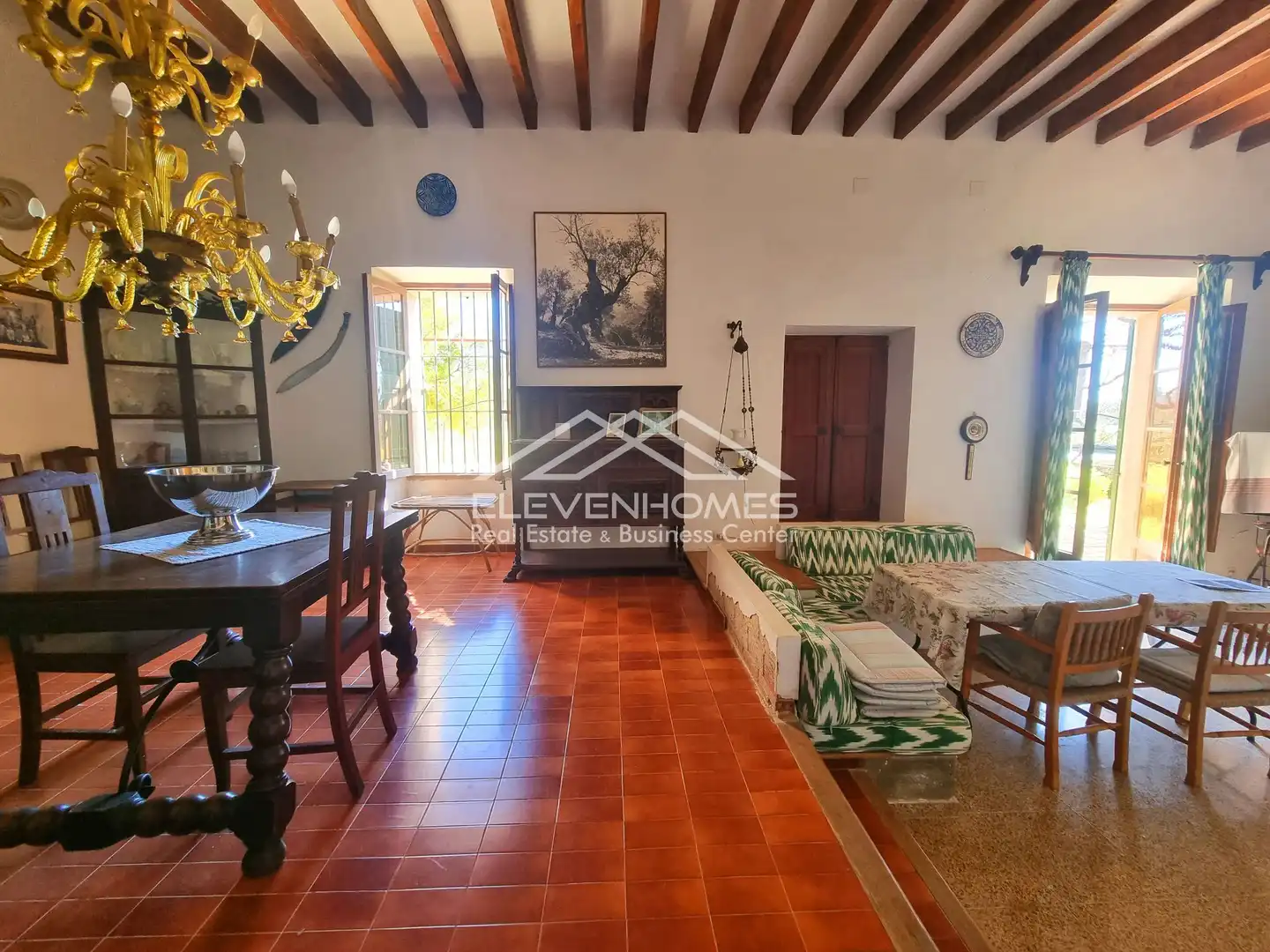 Sala d'estar de Finca rústica en venda en  Palma de Mallorca amb Traster i Piscina