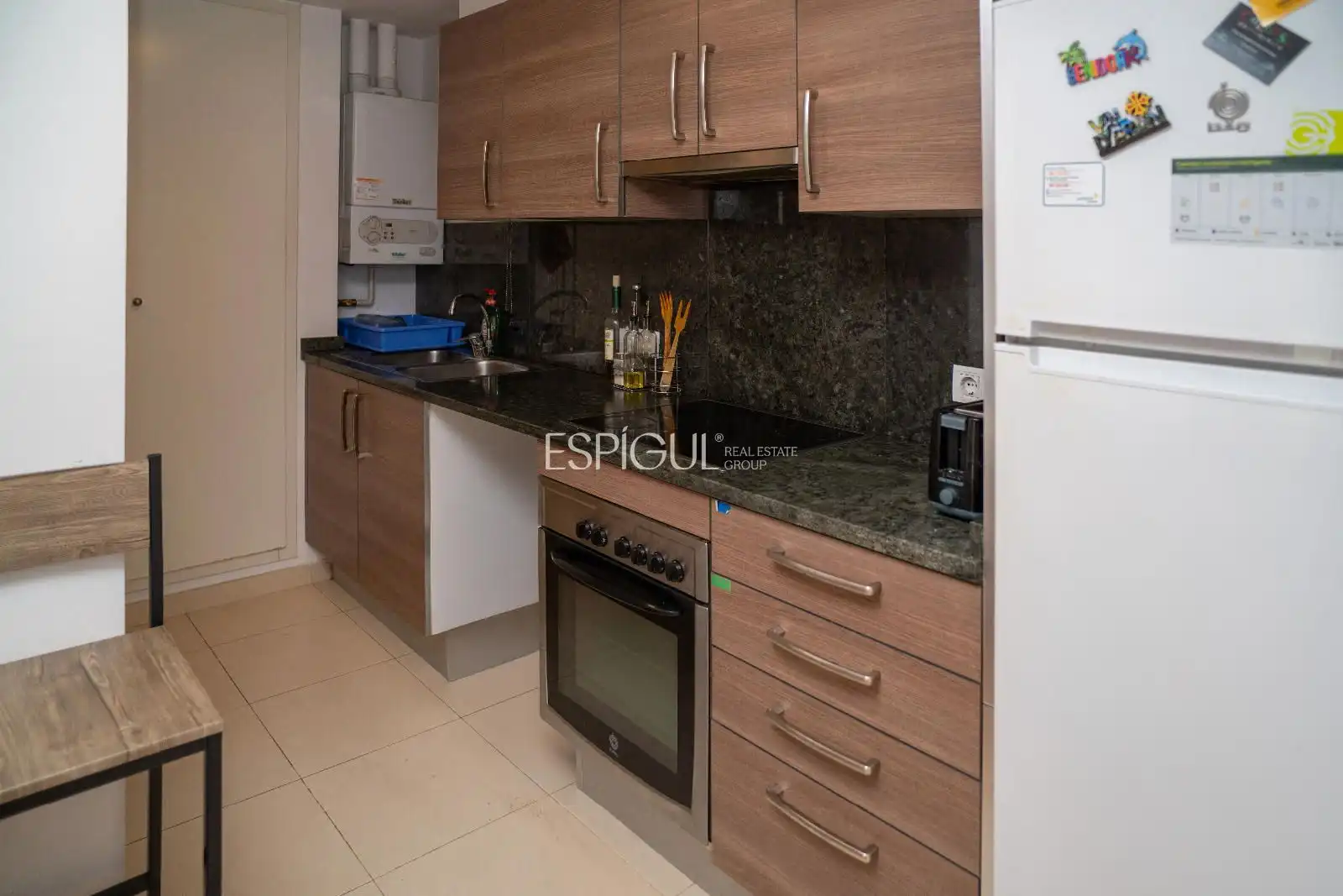 Kitchen of Flat for sale in Girona  with Air Conditioner, Heating and Terrace