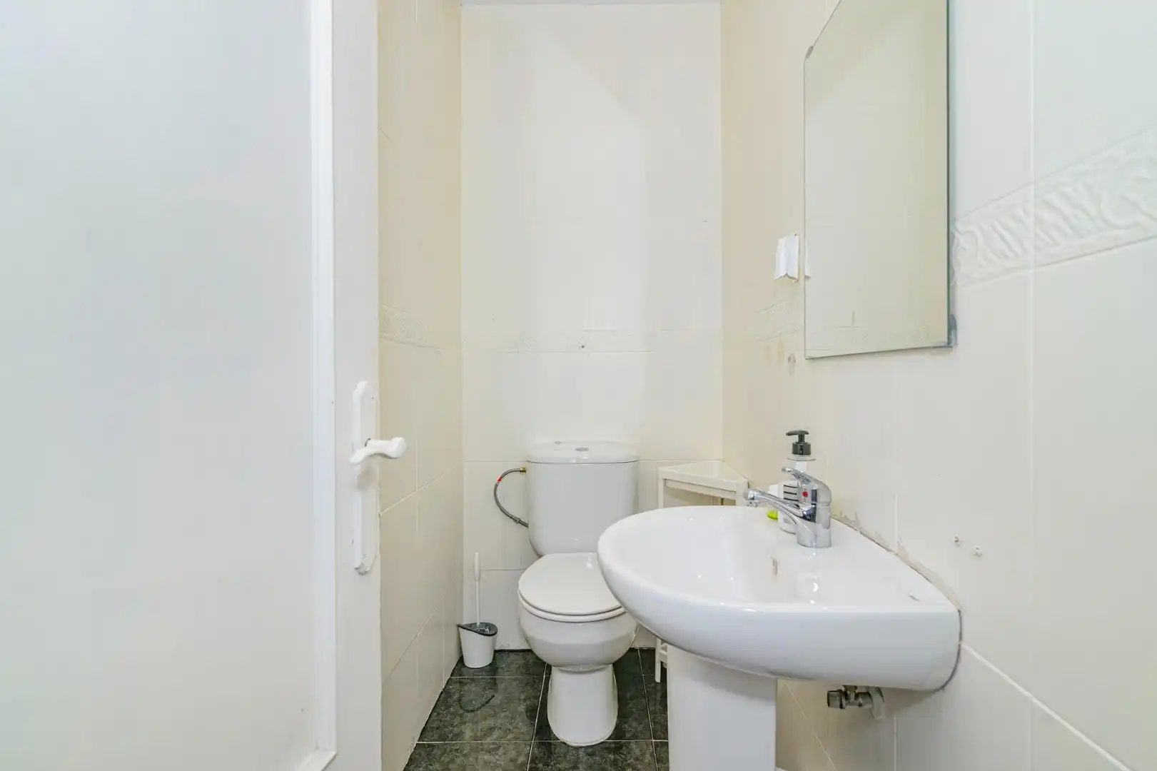 Baño de Piso en venta en Granada con Amueblado