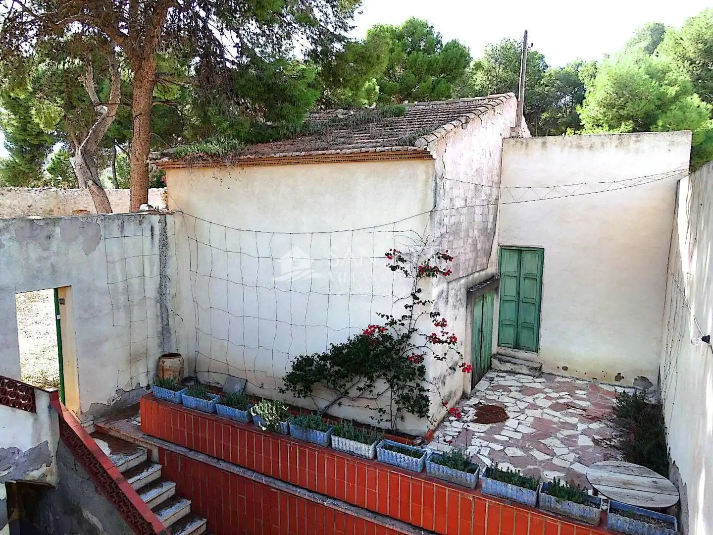 Vista exterior de Casa o xalet en venda en La Romana amb Calefacció, Terrassa i Traster