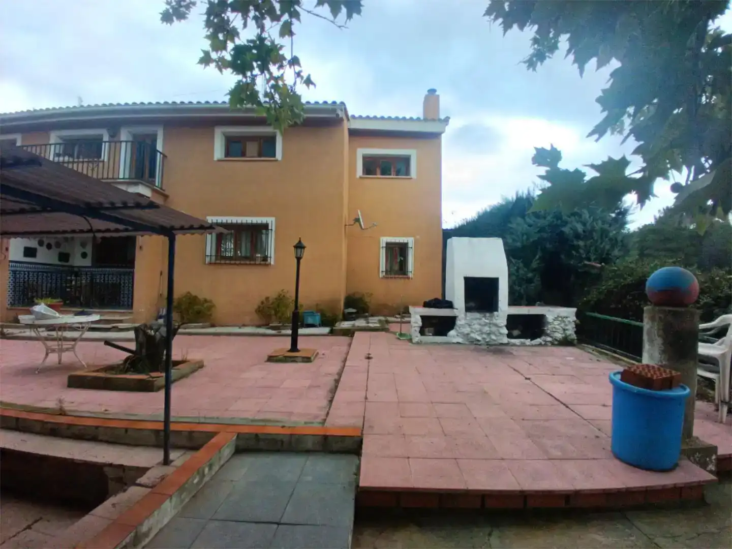 Jardín de Piso en venta en Cuenca con Jardín privado, Trastero y Piscina
