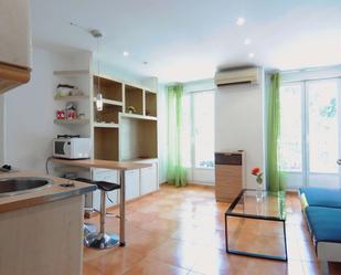 Kitchen of Study to share in  Madrid Capital  with Air Conditioner and Terrace