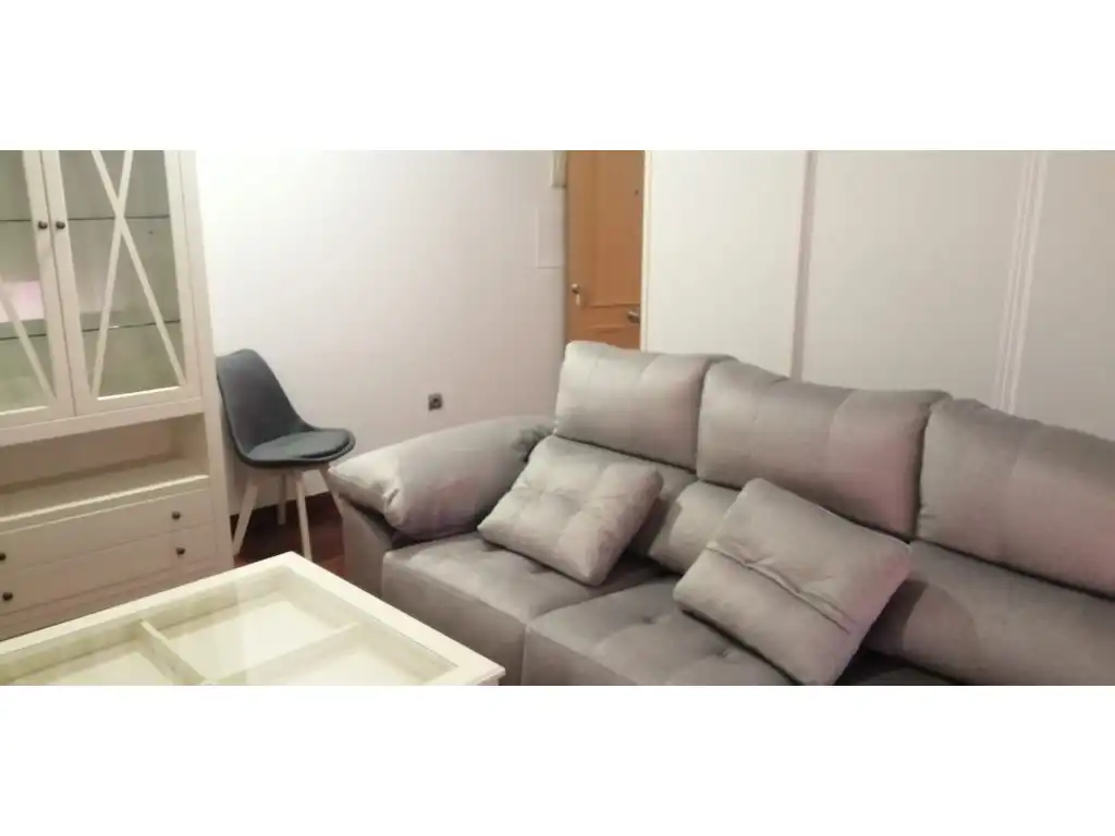 Wohnzimmer von Wohnungen zur Miete in Casco Antiguo