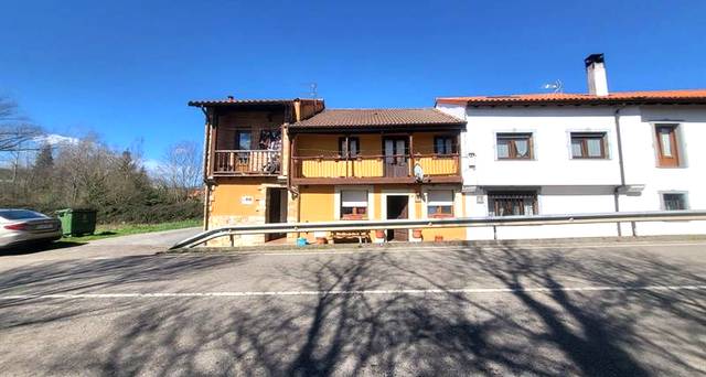 Casa-chalet en Venta en Ceceñas en Ceceñas - Hermosa