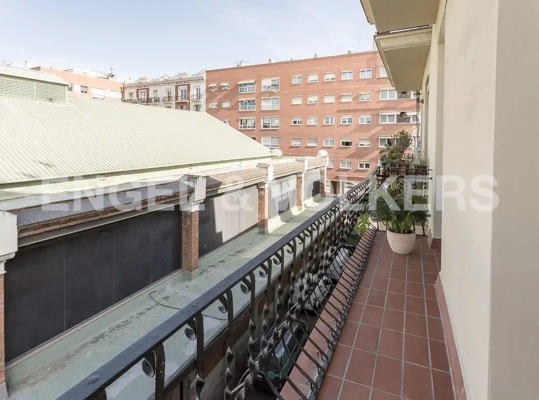 Terrace of Flat for sale in Barcelona  with Air Conditioner, Heating and Balcony