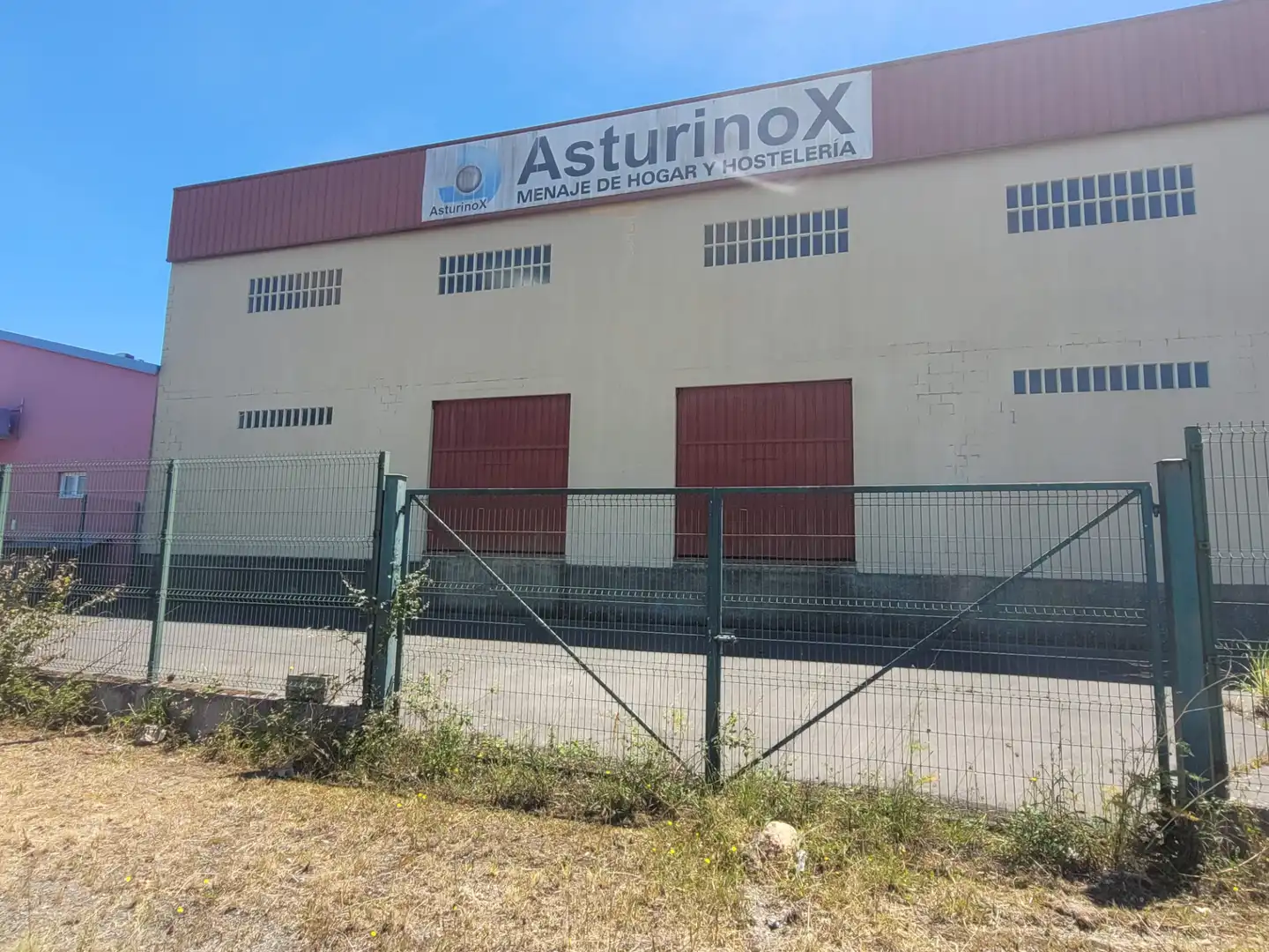 Exterior view of Industrial buildings for sale in Llanera  with Heating