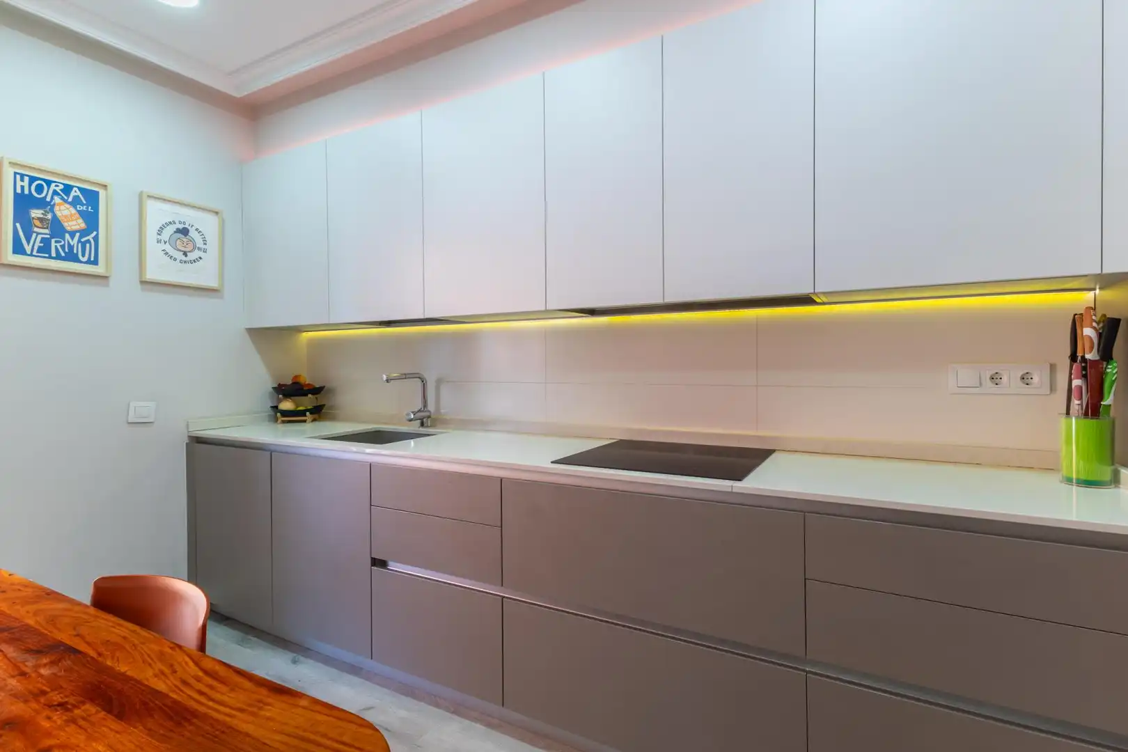 Cocina de Apartamento de alquiler en Madrid con Calefacción, Amueblado y Balcón