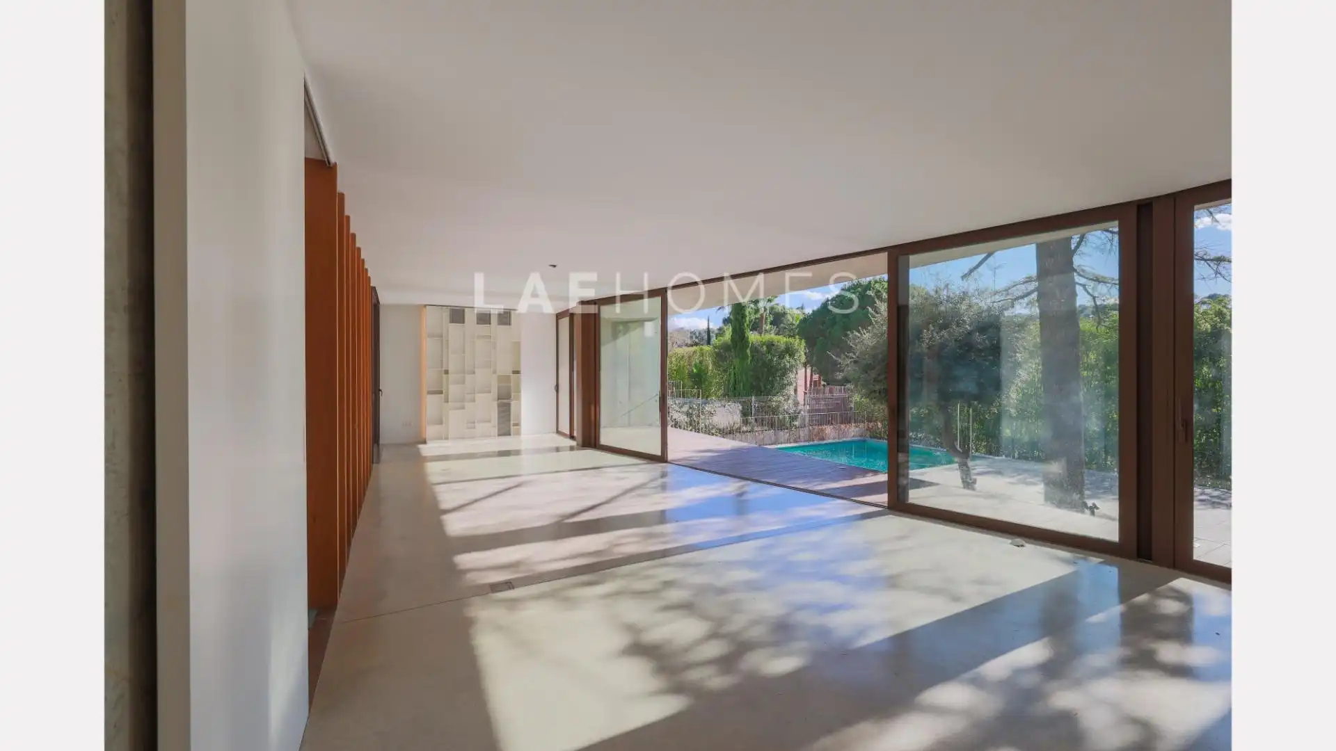 Vista exterior de Casa o chalet en venta en Sant Cugat del Vallès con Aire acondicionado, Calefacción y Jardín privado