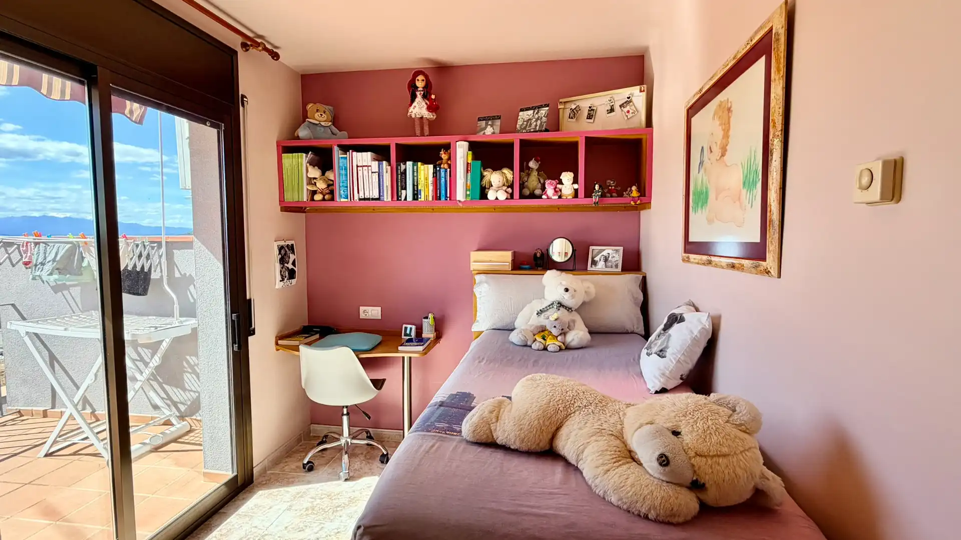 Habitación de Casa adosada en venta en Palau-saverdera con Aire acondicionado, Calefacción y Jardín privado