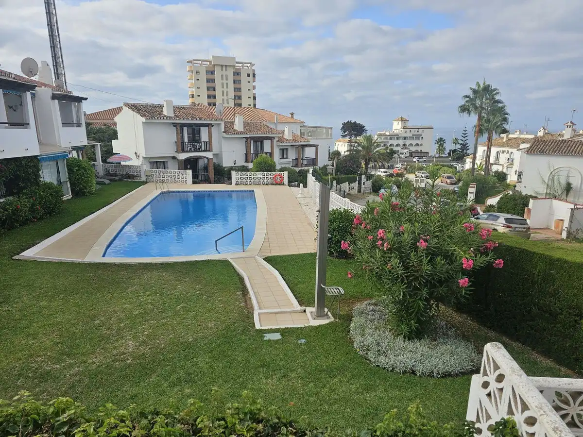 Rez-de-chaussée avec piscine à vendre à Riviera del Sol