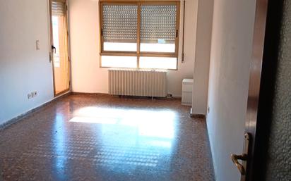 Bedroom of Flat to rent in  Zaragoza Capital  with Air Conditioner, Heating and Terrace