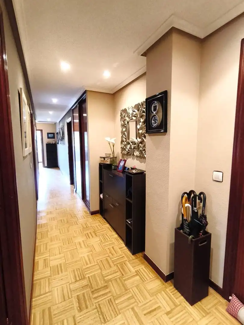 Piso en venta en Carretera Carretera Estación, San Claudio - Trubia - Las Caldas
