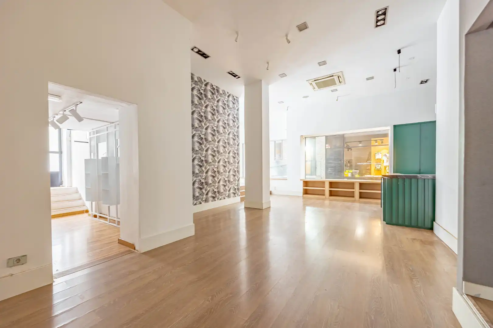 Local de lloguer en Las Palmas de Gran Canaria amb Aire condicionat, Parquet i Alarma