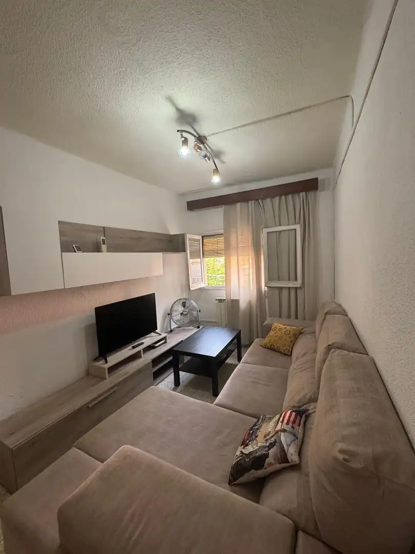 Flat for rent in CASABERMEJA, Palomeras Sureste