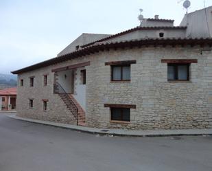 Vista exterior de Casa o xalet en venda en Catí amb Terrassa