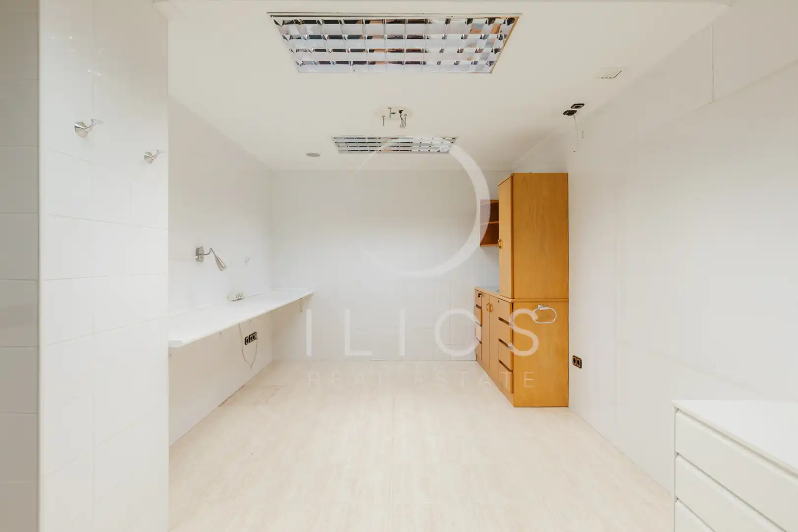 Oficina en venta en Valencia con Aire acondicionado y Balcón